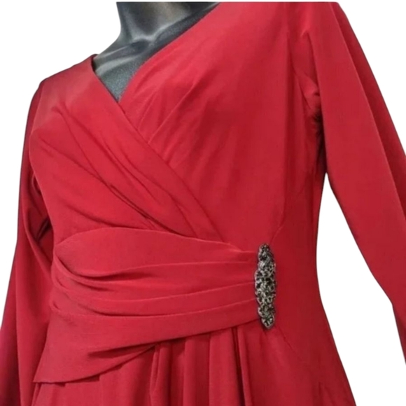 Chaps Women's Burgundy Red Faux Wrap V-Neck Stretch Dress Size PM NWT - Picture 6 of 10